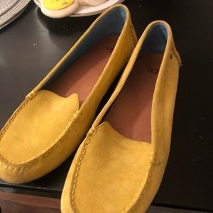 Ugg suede yellow flats work once